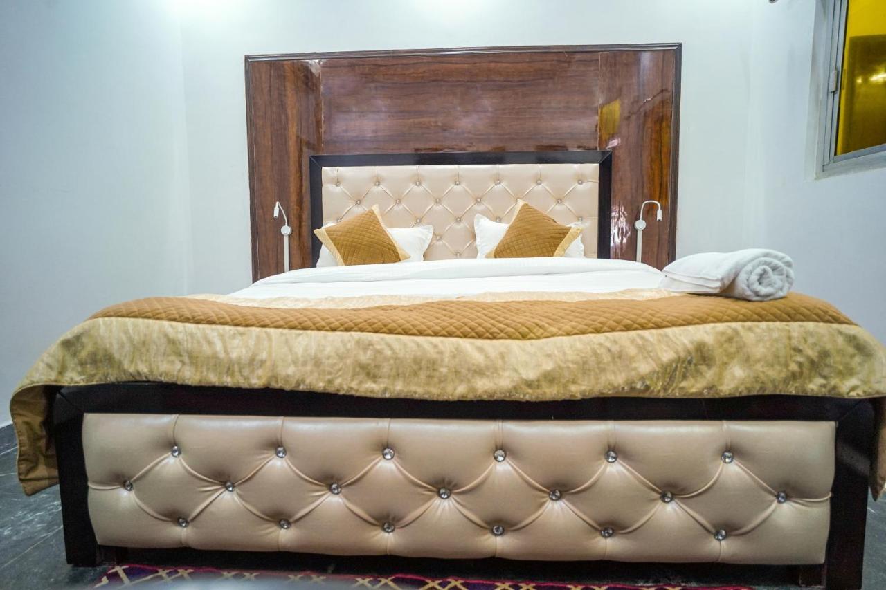 Golden Residency Hotel New Delhi Exterior photo