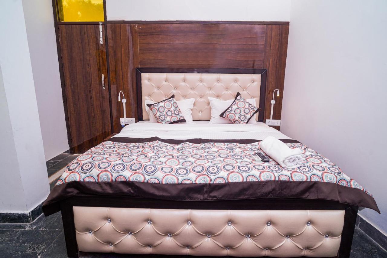 Golden Residency Hotel New Delhi Exterior photo