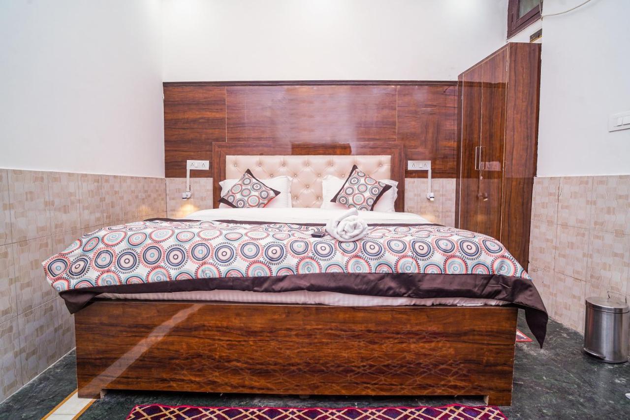 Golden Residency Hotel New Delhi Exterior photo