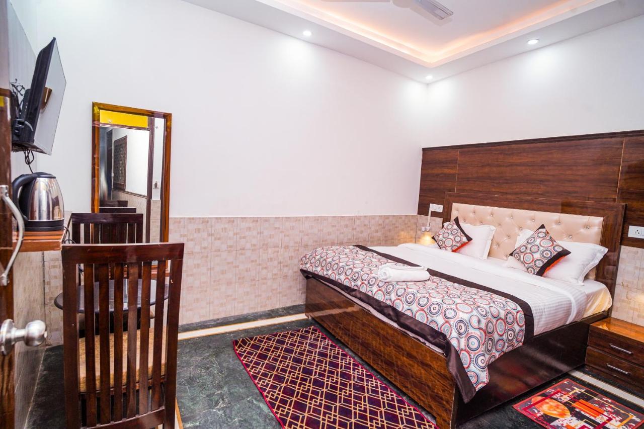 Golden Residency Hotel New Delhi Exterior photo